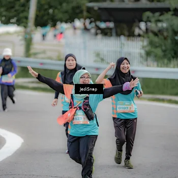Runner Photo 8310436