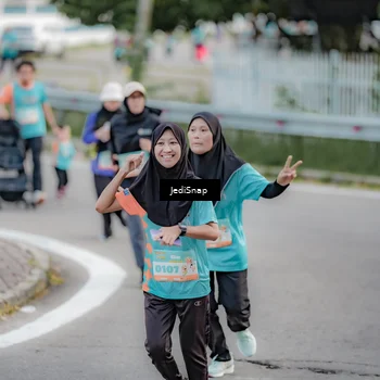 Runner Photo 8310449