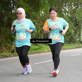 Runner Photo 8310472