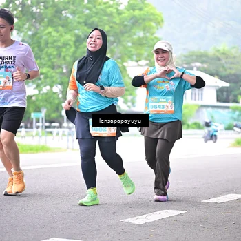 Runner Photo 8310478
