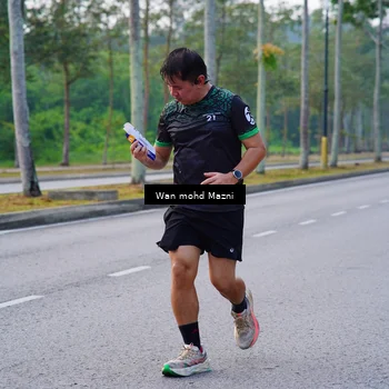 Runner Photo 8310480