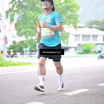 Runner Photo 8310485
