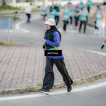 Runner Photo 8310504