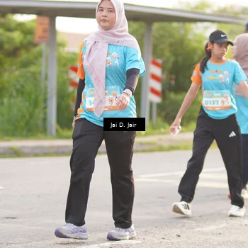 Runner Photo 8310506