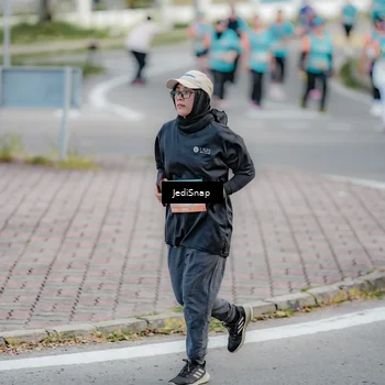 Runner Photo 8310528