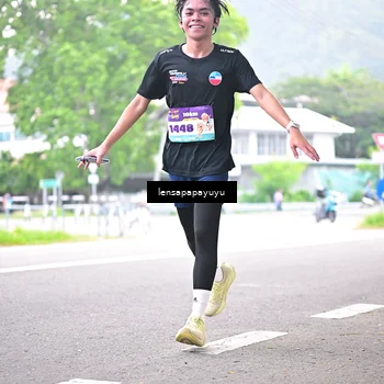 Runner Photo 8310537