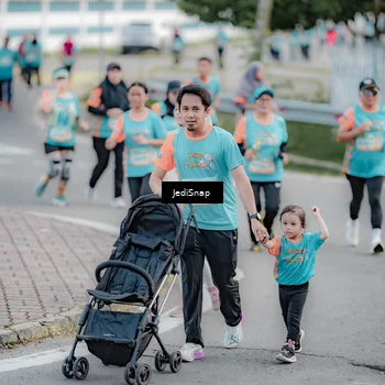 Runner Photo 8310577