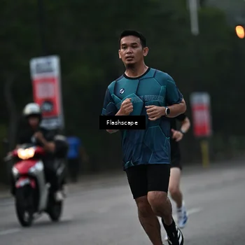 Runner Photo 8310605