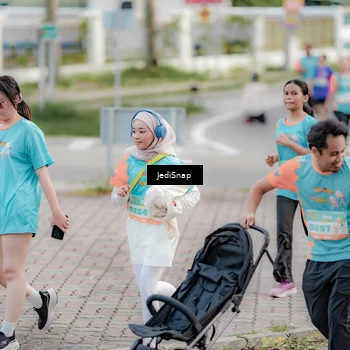 Runner Photo 8310613