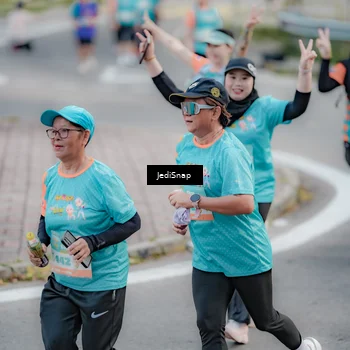 Runner Photo 8310635