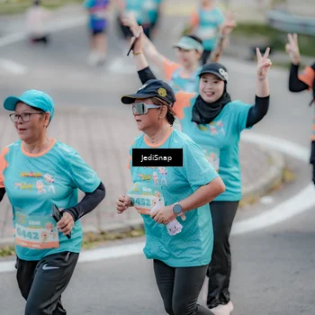 Runner Photo 8310647
