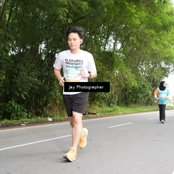 Runner Photo 8310650