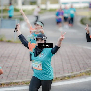 Runner Photo 8310656
