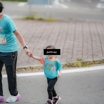 Runner Photo 8310671