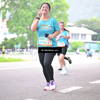 Runner Photo 8310695