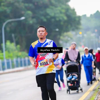 Runner Photo 8310696