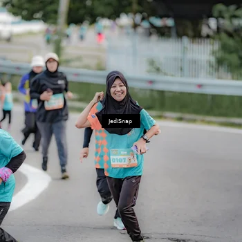 Runner Photo 8310709