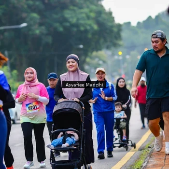 Runner Photo 8310720