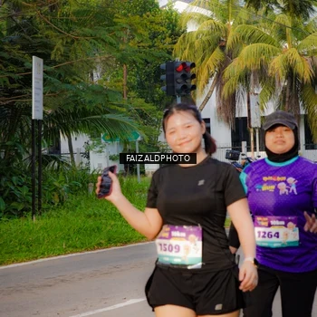 Runner Photo 8310760