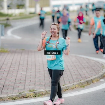 Runner Photo 8310768