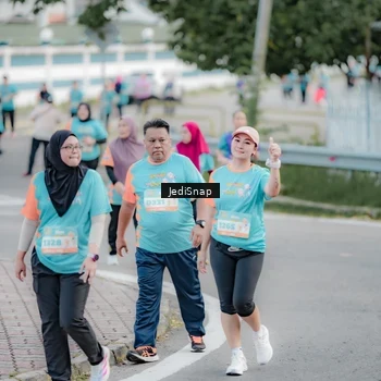 Runner Photo 8310787