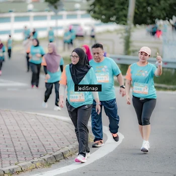 Runner Photo 8310793