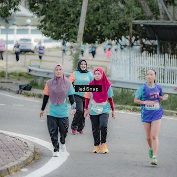 Runner Photo 8310852