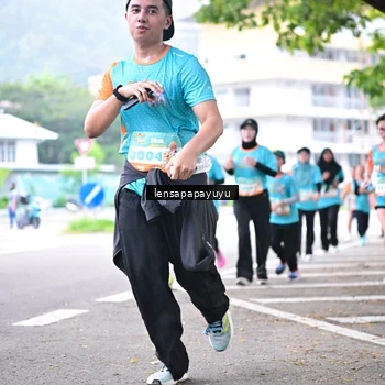 Runner Photo 8310873