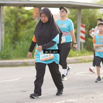 Runner Photo 8310874