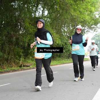 Runner Photo 8310949