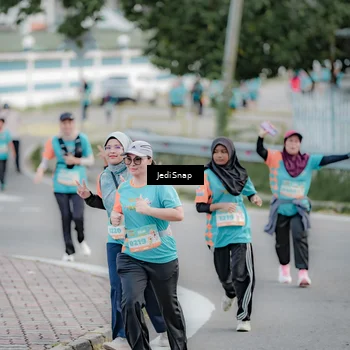 Runner Photo 8310953