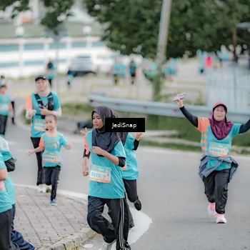 Runner Photo 8310978