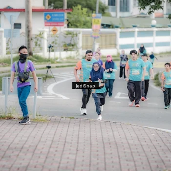 Runner Photo 8311039