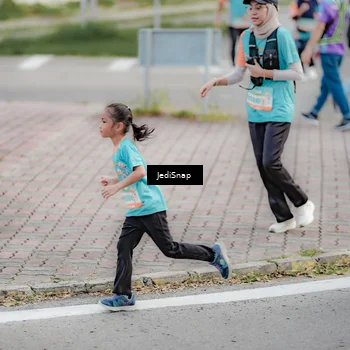 Runner Photo 8311048