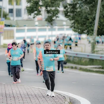 Runner Photo 8311069