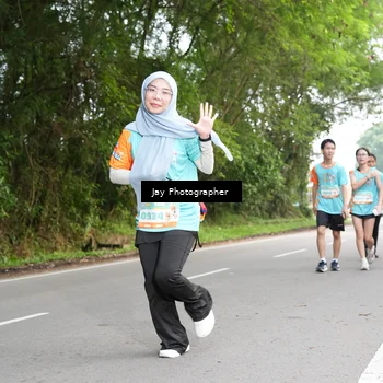 Runner Photo 8311070