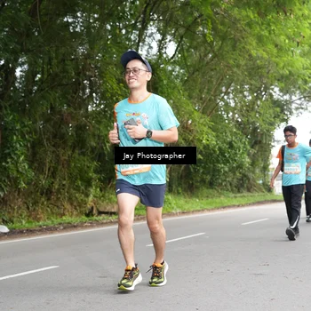 Runner Photo 8311080