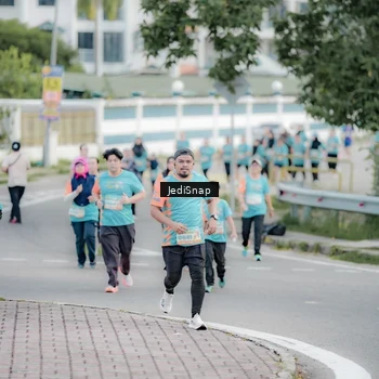 Runner Photo 8311082