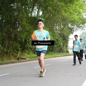Runner Photo 8311094