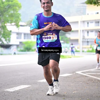 Runner Photo 8311096