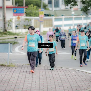 Runner Photo 8311125