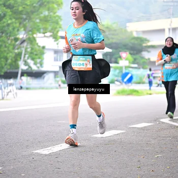 Runner Photo 8311142