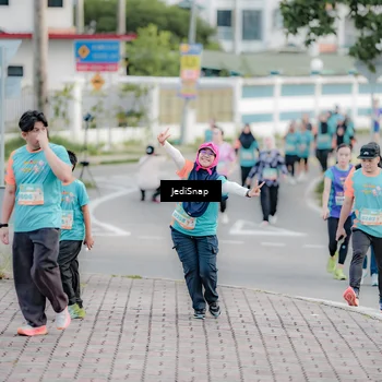Runner Photo 8311154