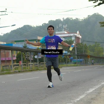 Runner Photo 8311156