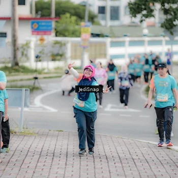 Runner Photo 8311168