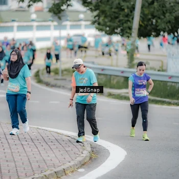 Runner Photo 8311186