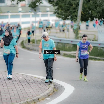 Runner Photo 8311188