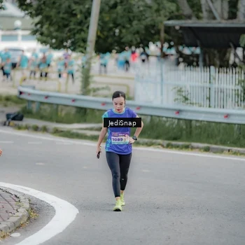Runner Photo 8311209
