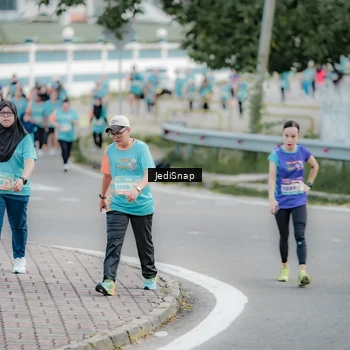 Runner Photo 8311211