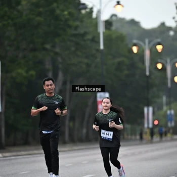 Runner Photo 8311216